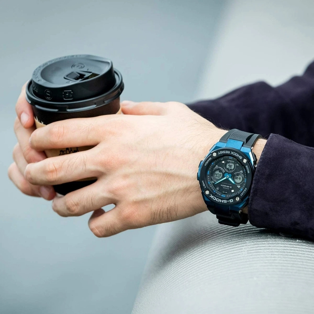 🆕️Casio G-Shock Watch - Picture 2 of 5